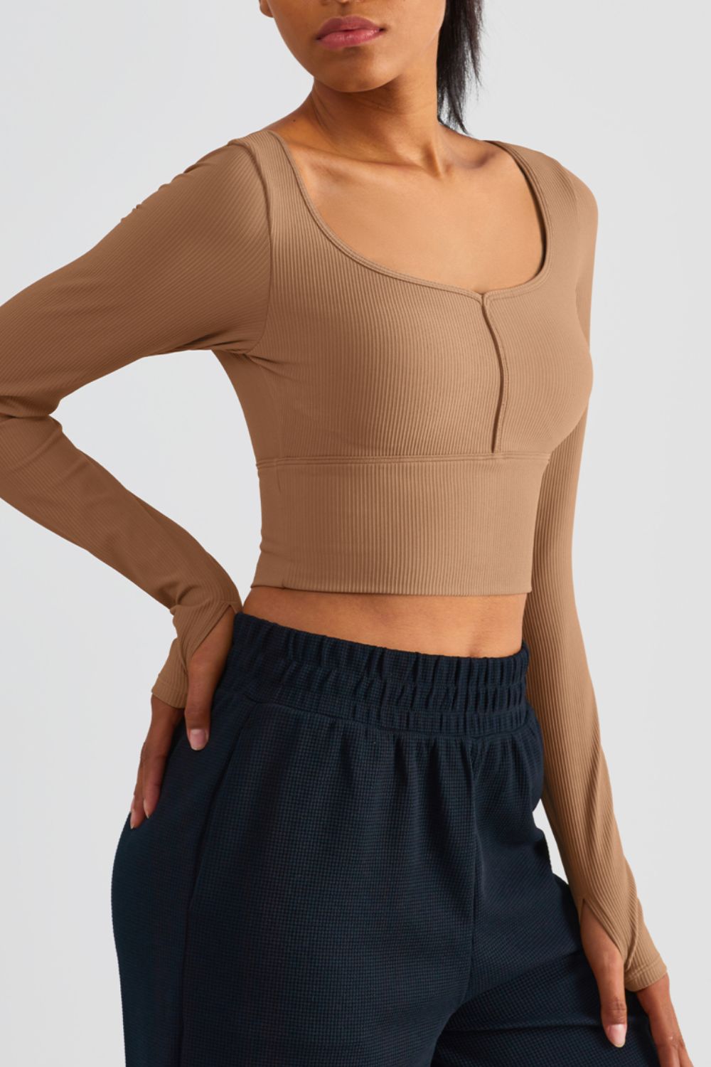 Tropic Pacific Scoop Neck Thumbhole Sleeve Cropped Sports Top